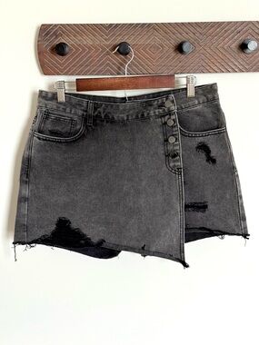 American Bazi Denim Skort Distressed Washed Black Charcoal Button Front Large